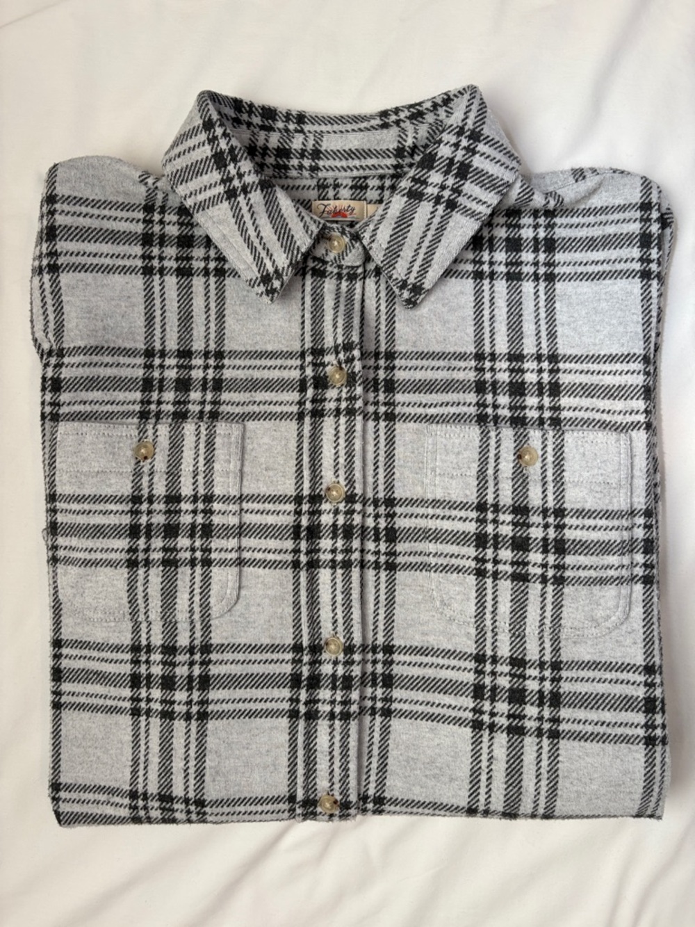 Faherty Legend Sweater Shirt Women’s Large Snowonder Plaid Cozy Knit Flannel
